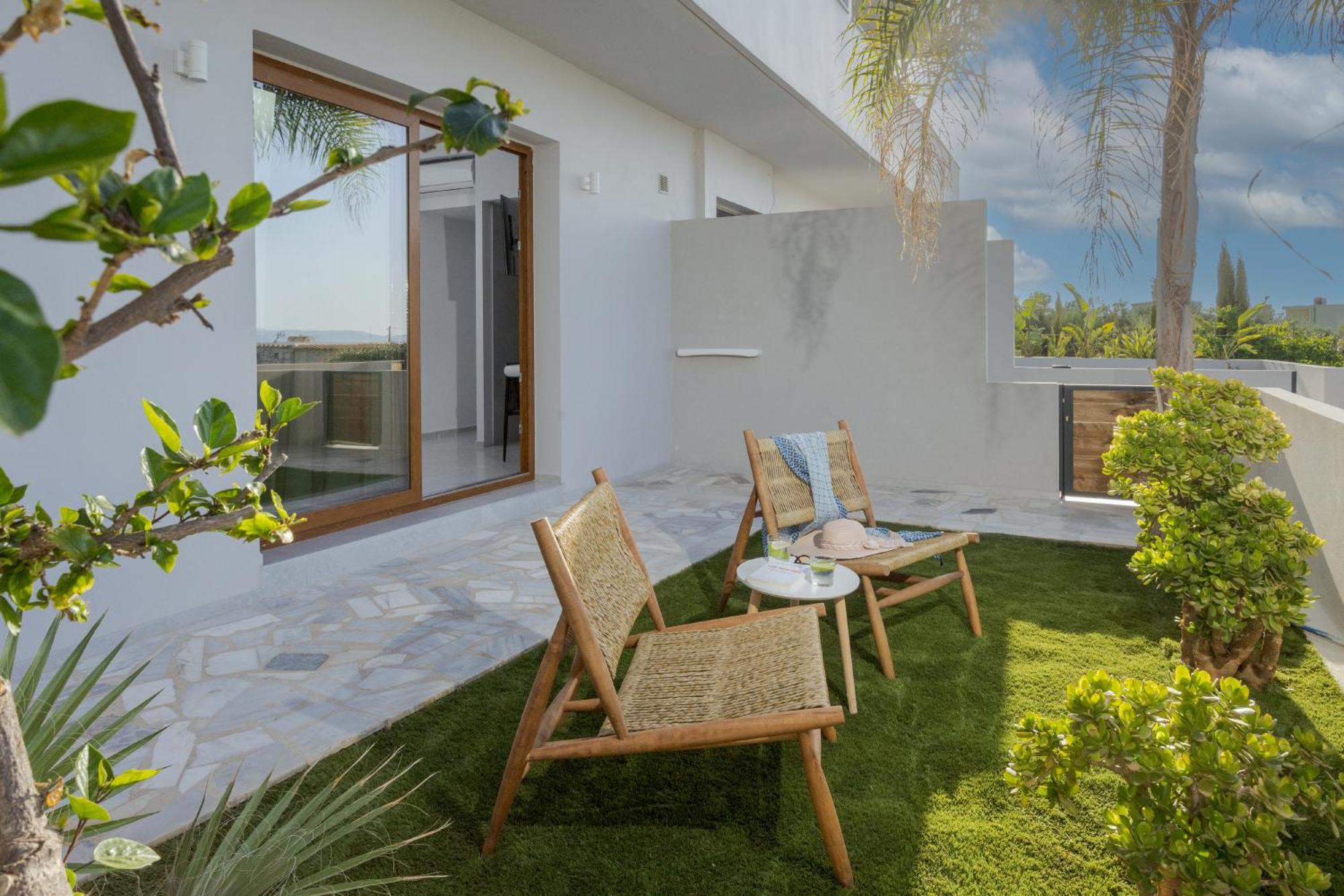 Basilico Suites Adults Only By Estia Гувес Екстериор снимка